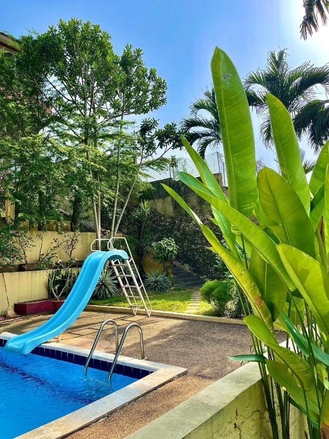 Residence Bertille Abidjan Cocody Екстер'єр фото