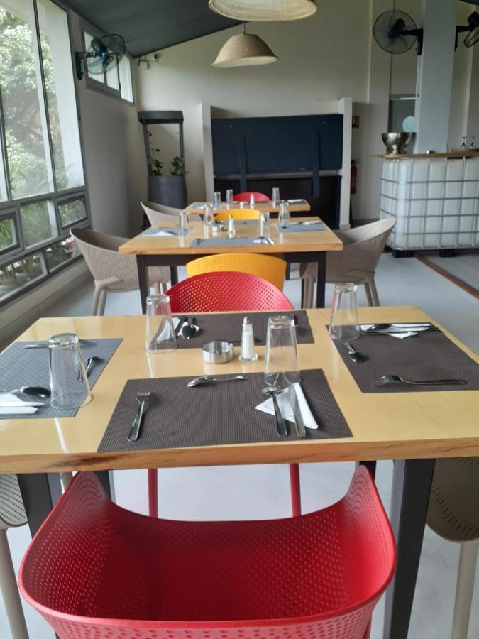 Residence Bertille Abidjan Cocody Екстер'єр фото